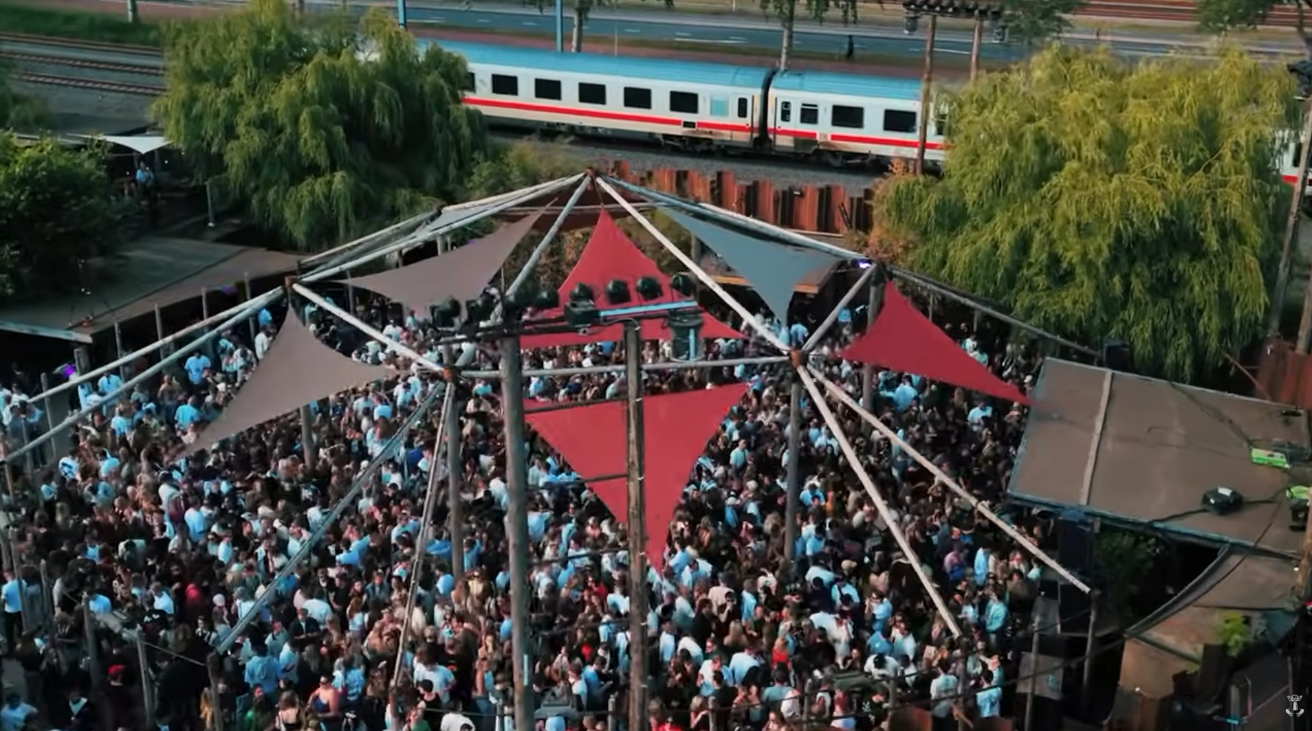 Video laden: 